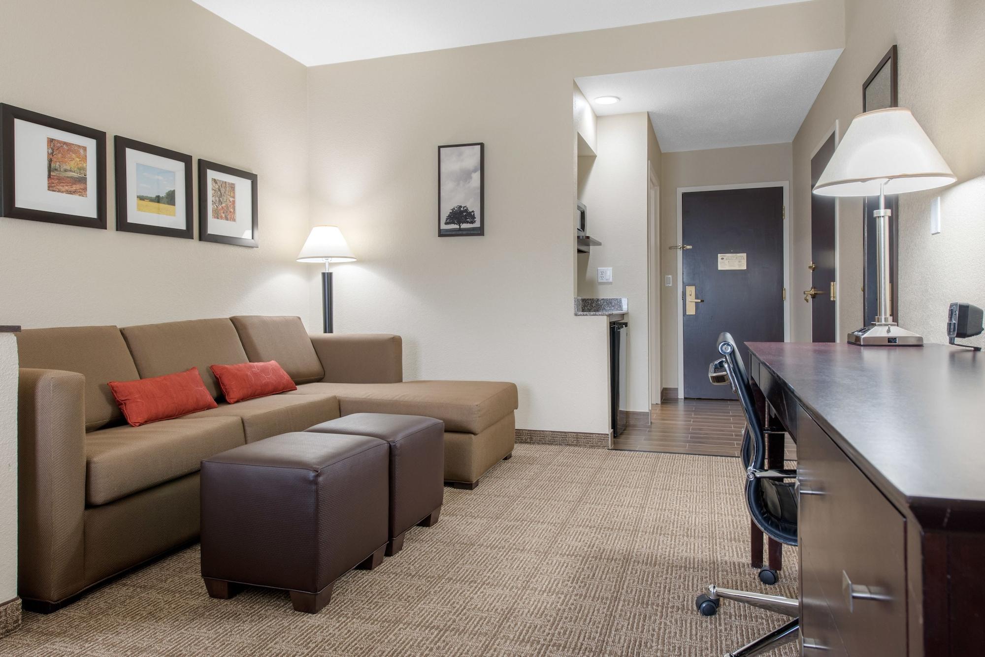 Comfort Suites Lafayette University Area Экстерьер фото